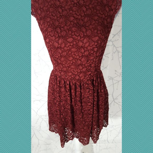 Talula Maroon Floral Lace Overlay A-Line Dress - Picture 2 of 5